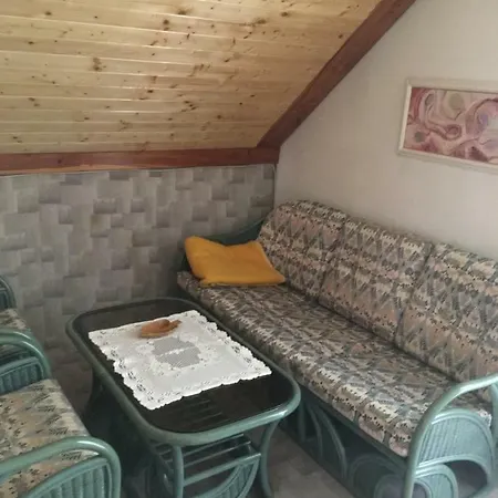 Prazdninovy Dum Zirec Feriehus *