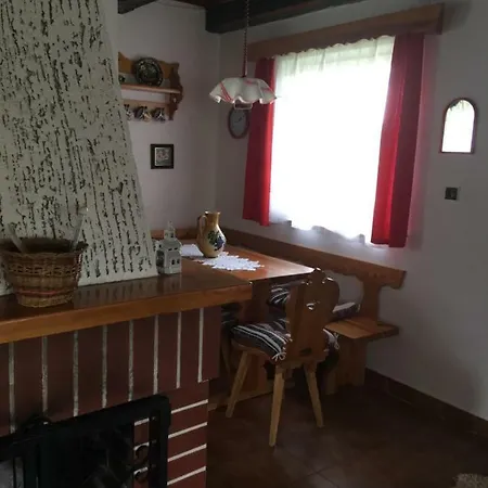 Prazdninovy Dum Zirec Feriehus