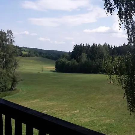 Prazdninovy Dum Zirec Feriehus Zdíkov